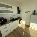 Penthouse Mit Sauna, Jacuzzi & Tischkicker Appartement