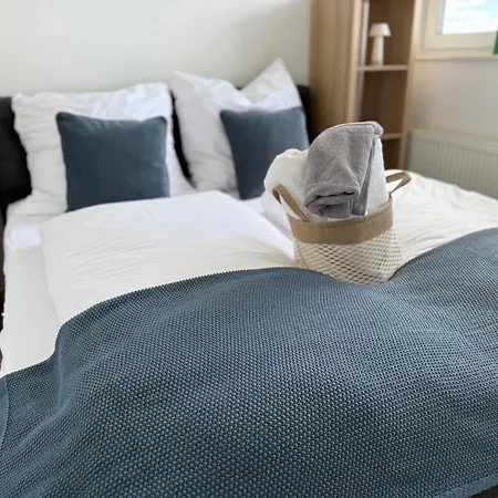 Penthouse Mit Sauna, Jacuzzi & Tischkicker Bergneustadt