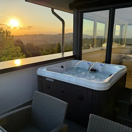 Apartmán Penthouse Mit Sauna, Jacuzzi & Tischkicker Bergneustadt