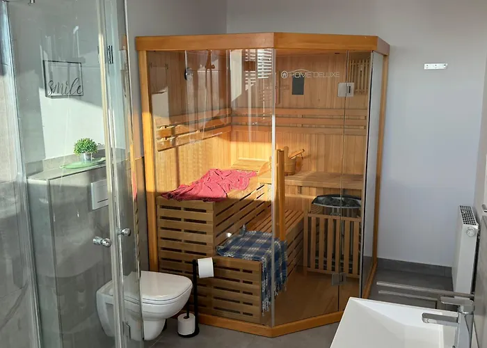 Appartement Penthouse Mit Sauna, Jacuzzi & Tischkicker