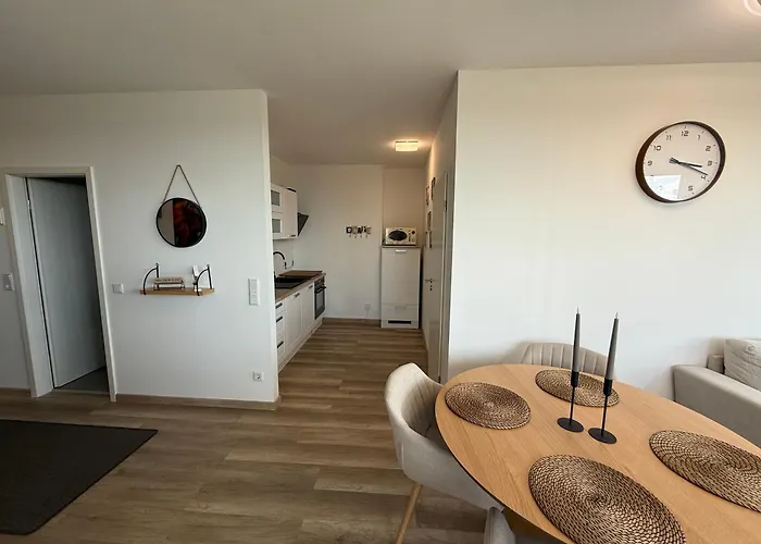 Penthouse Mit Sauna, Jacuzzi & Tischkicker Appartement Bergneustadt