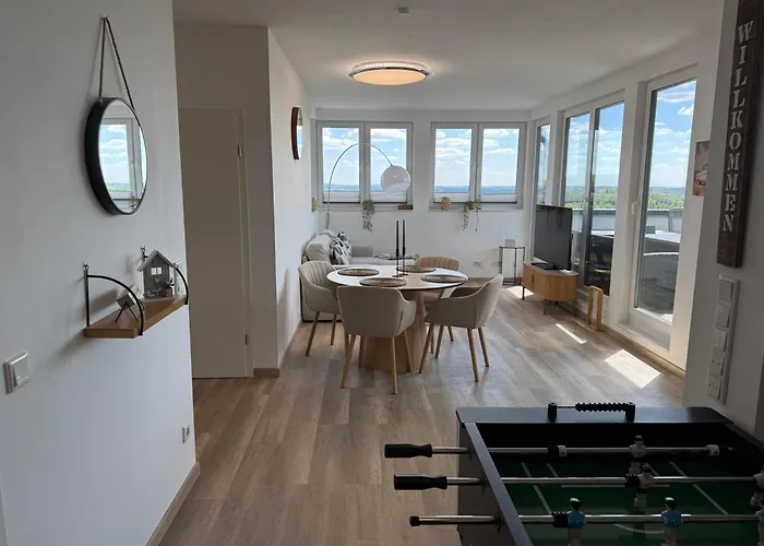 Appartement Penthouse Mit Sauna, Jacuzzi & Tischkicker *